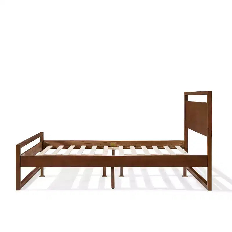 Zeitgenössisches minimalistisches Podestbett mit offenem Kopf- und Fußteil