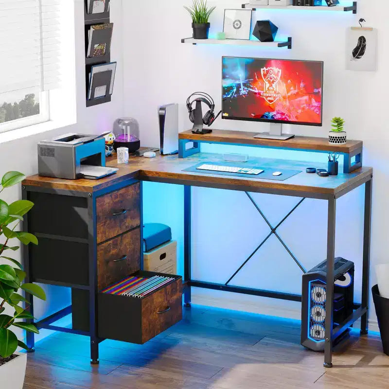L-förmiger Gaming-Schreibtisch (47.3) Wendbarer Eckschreibtisch mit 3 Schubladen, Steckdosen und USB-Anschluss für das Home Office (1er-Pack)