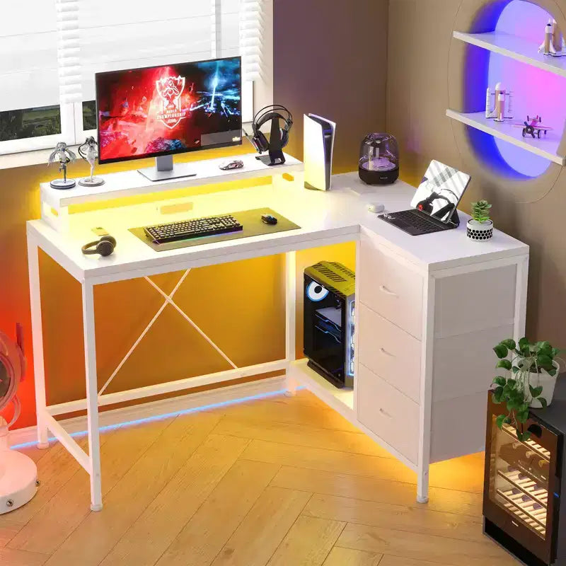 L-förmiger Gaming-Schreibtisch (47.3) Wendbarer Eckschreibtisch mit 3 Schubladen, Steckdosen und USB-Anschluss für das Home Office (1er-Pack)