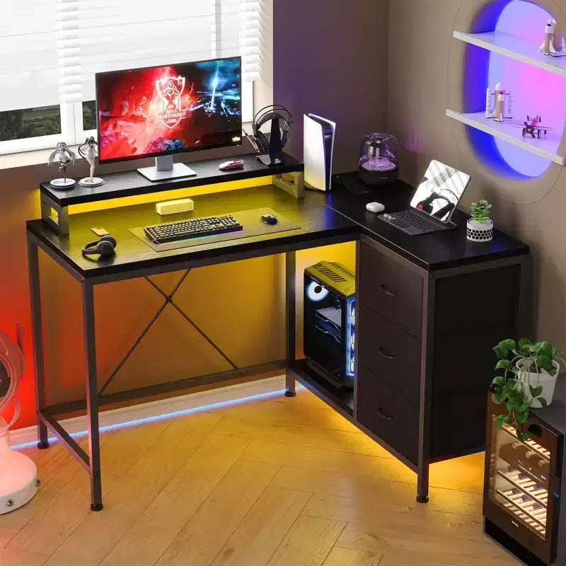 L-förmiger Gaming-Schreibtisch (47.3) Wendbarer Eckschreibtisch mit 3 Schubladen, Steckdosen und USB-Anschluss für das Home Office (1er-Pack)