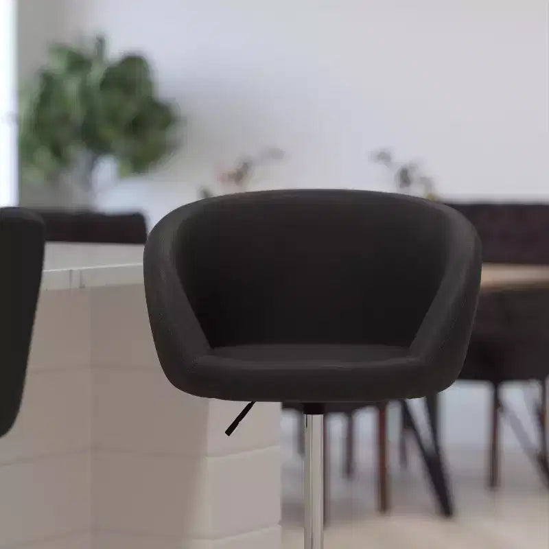 Schalensitz-Barhocker mit 360°-Drehfunktion, höhenverstellbar und Metallfußstütze