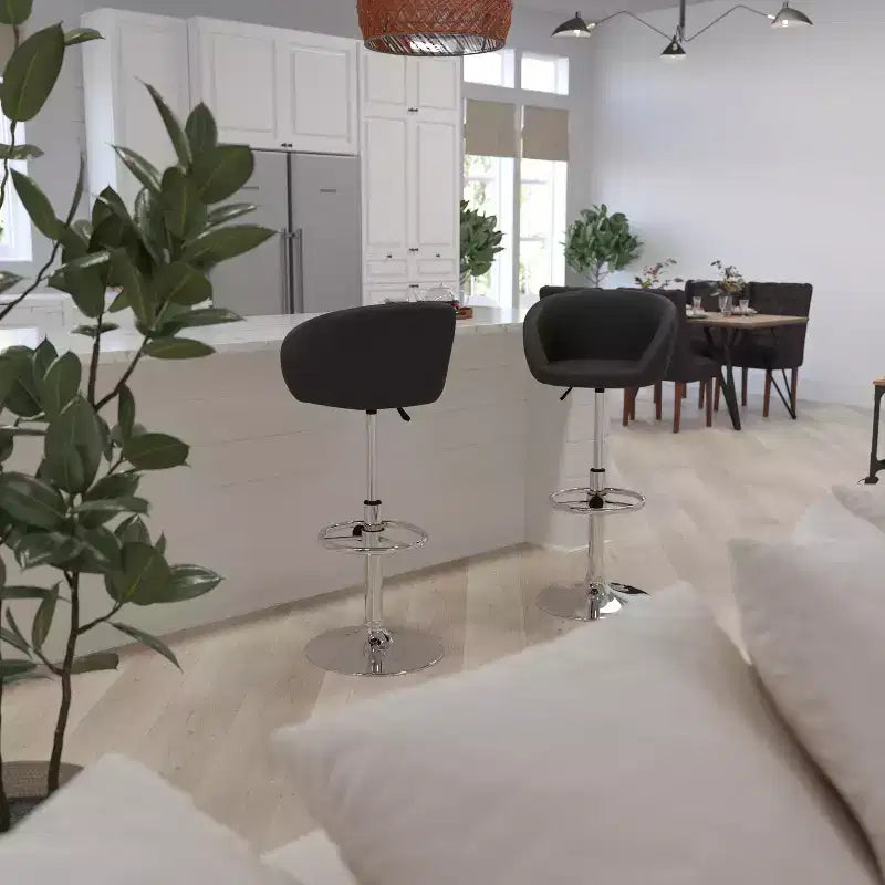 Schalensitz-Barhocker mit 360°-Drehfunktion, höhenverstellbar und Metallfußstütze